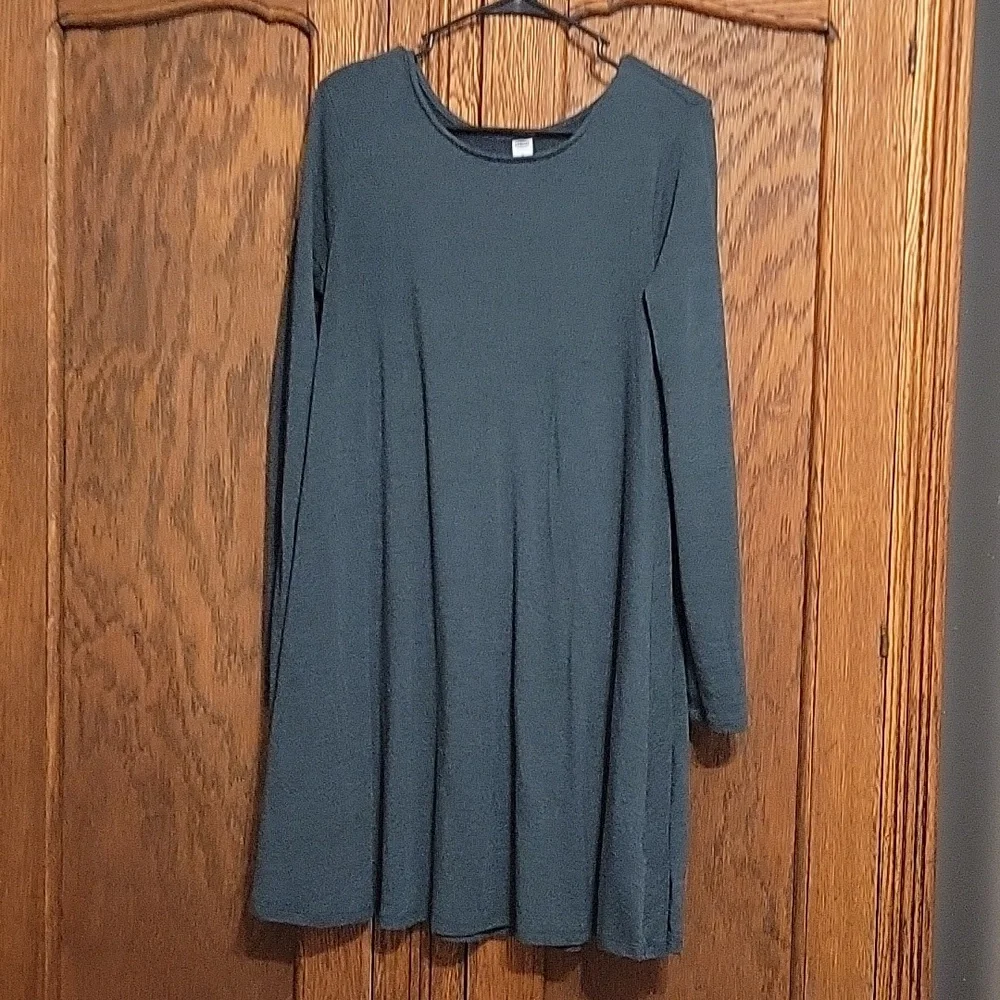 Dress - Picture 1 of 1